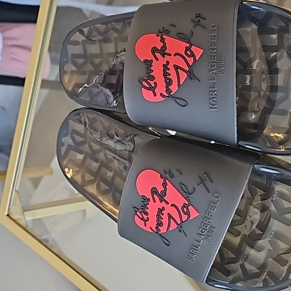 New Karl lagerfeld size 8